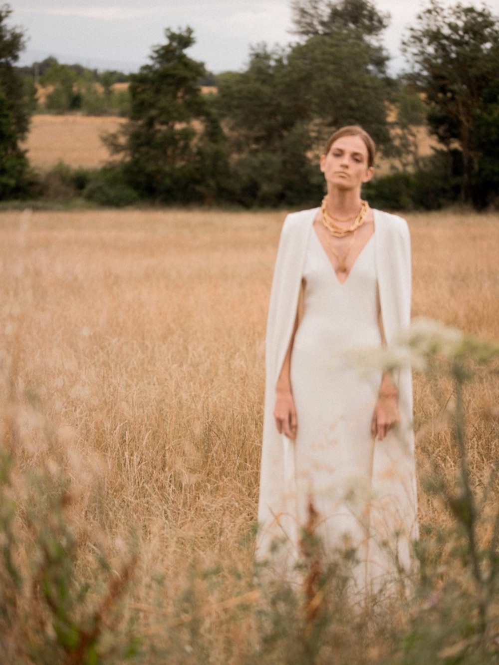 Elegant Women's White Cape Sophie Et Voila EU40